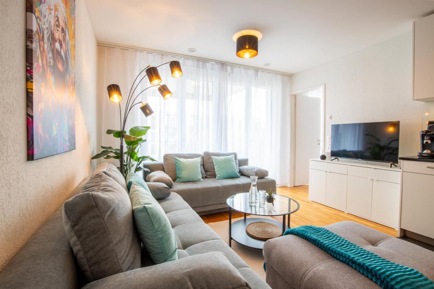 Special Einstein I Apartment Basel, Messe Kleinbasel 10-Star Екстериор снимка