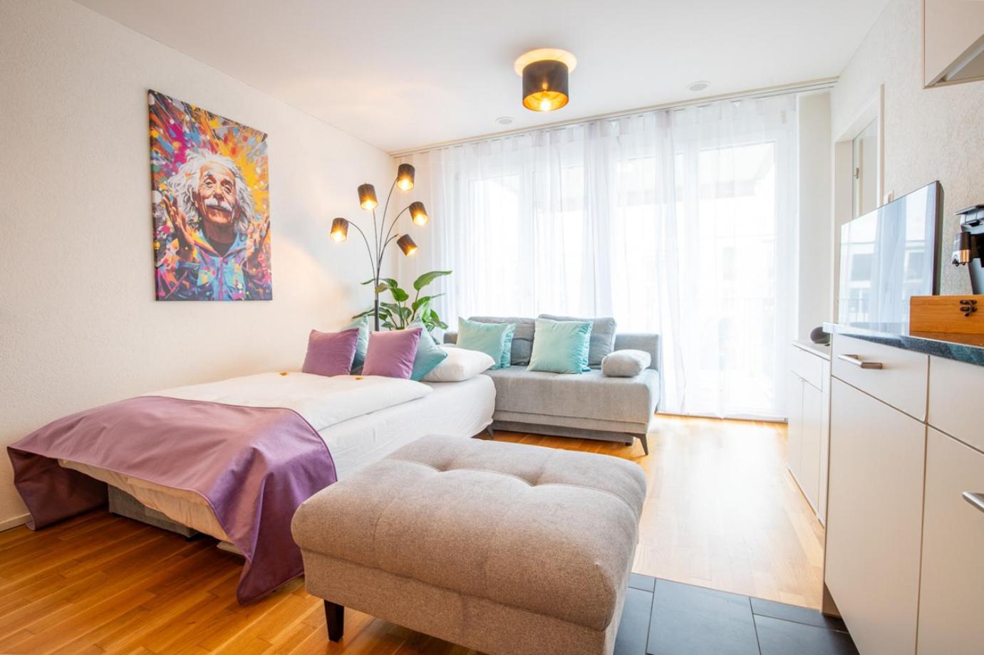 Special Einstein I Apartment Basel, Messe Kleinbasel 10-Star Екстериор снимка